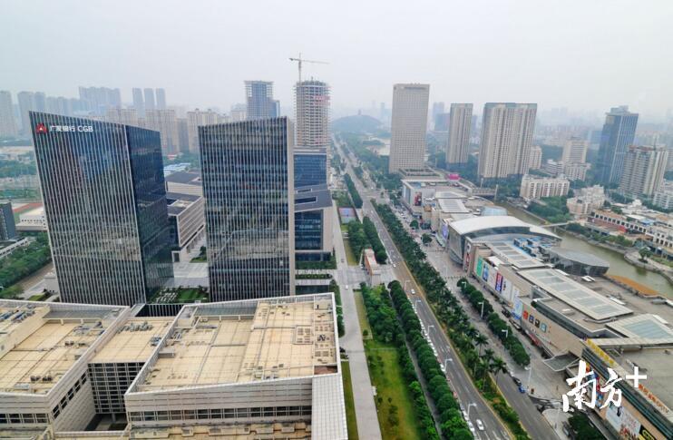 周其仁佛山80分鐘演講：把電飯煲賣去日本不能只靠雄心壯志（附視頻）