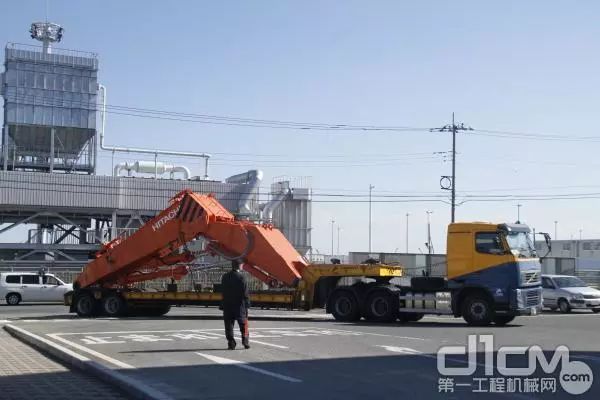 牛人解析：日立建机挖机为啥在中国卖的这么火？
