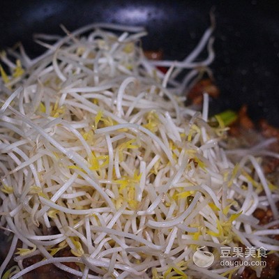 肉絲炒面的做法,肉絲炒面的做法最正宗的做法