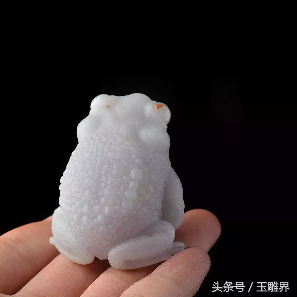 为啥玉雕师不雕青蛙雕蛤蟆?