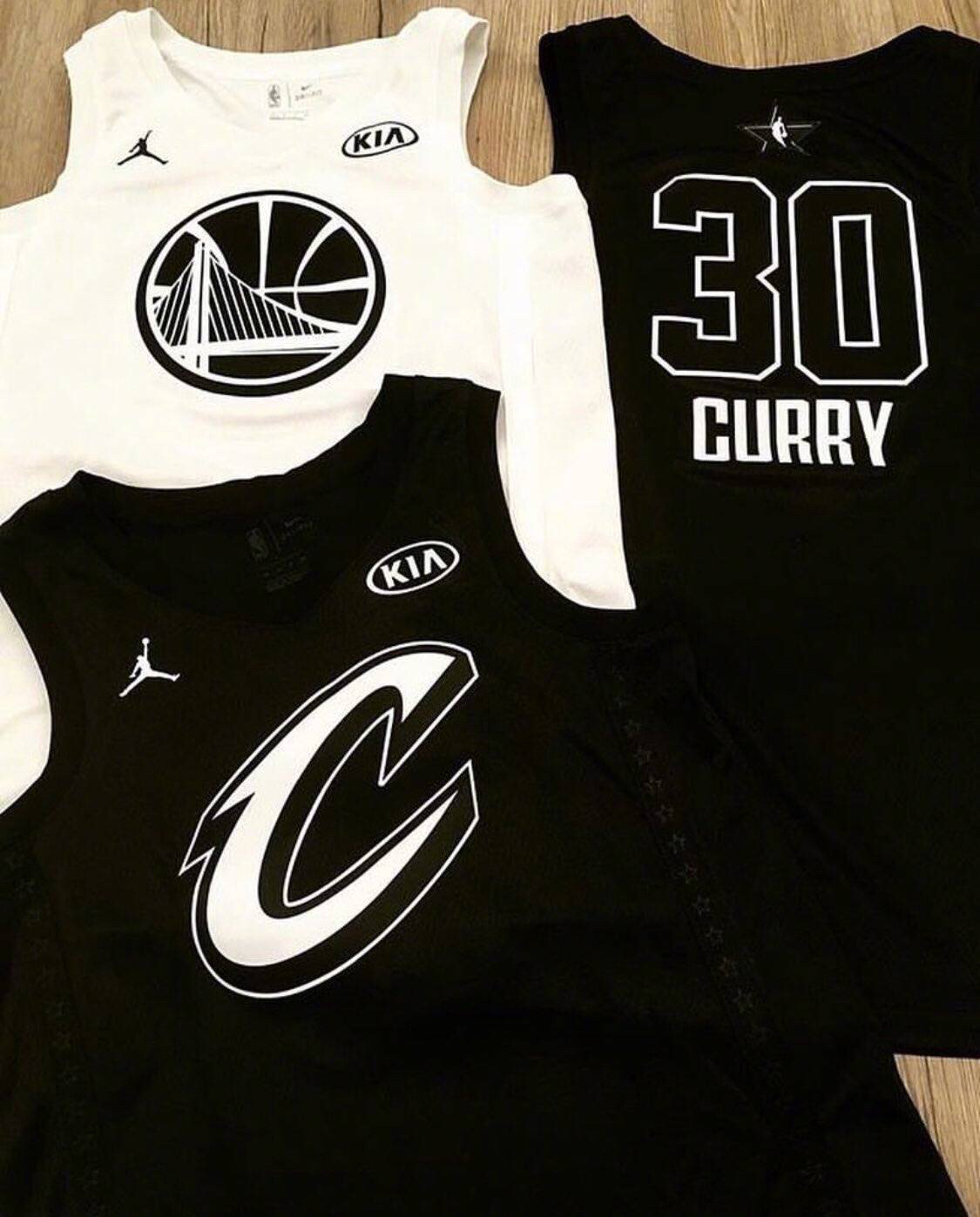 nba哪些队伍是黑色球衣(全明星赛穿黑白球衣?