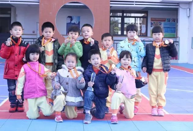 又双叒叕获奖了，教育就该这么搞！