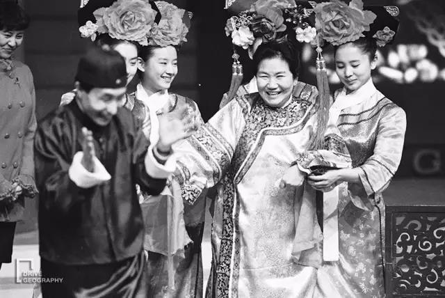 建国到现在，爷爷、爸爸记忆中的春节 | 自驾地理