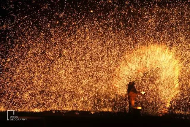 建国到现在，爷爷、爸爸记忆中的春节 | 自驾地理