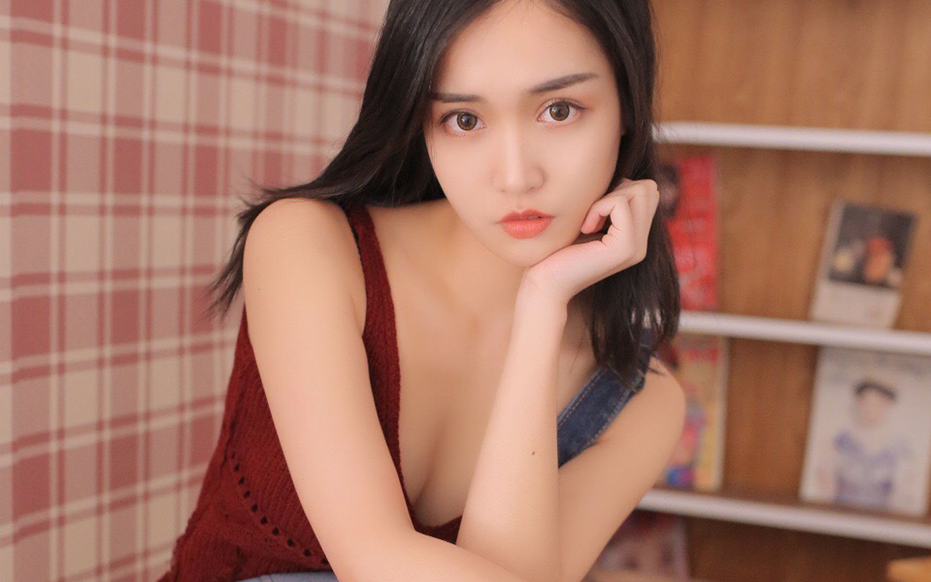 ����������ͬʱ�̺�����  һ��������һ��������