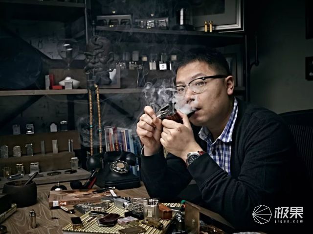 紳士心頭的縱火者，500只古董打火機收藏玩家 | 大玩家