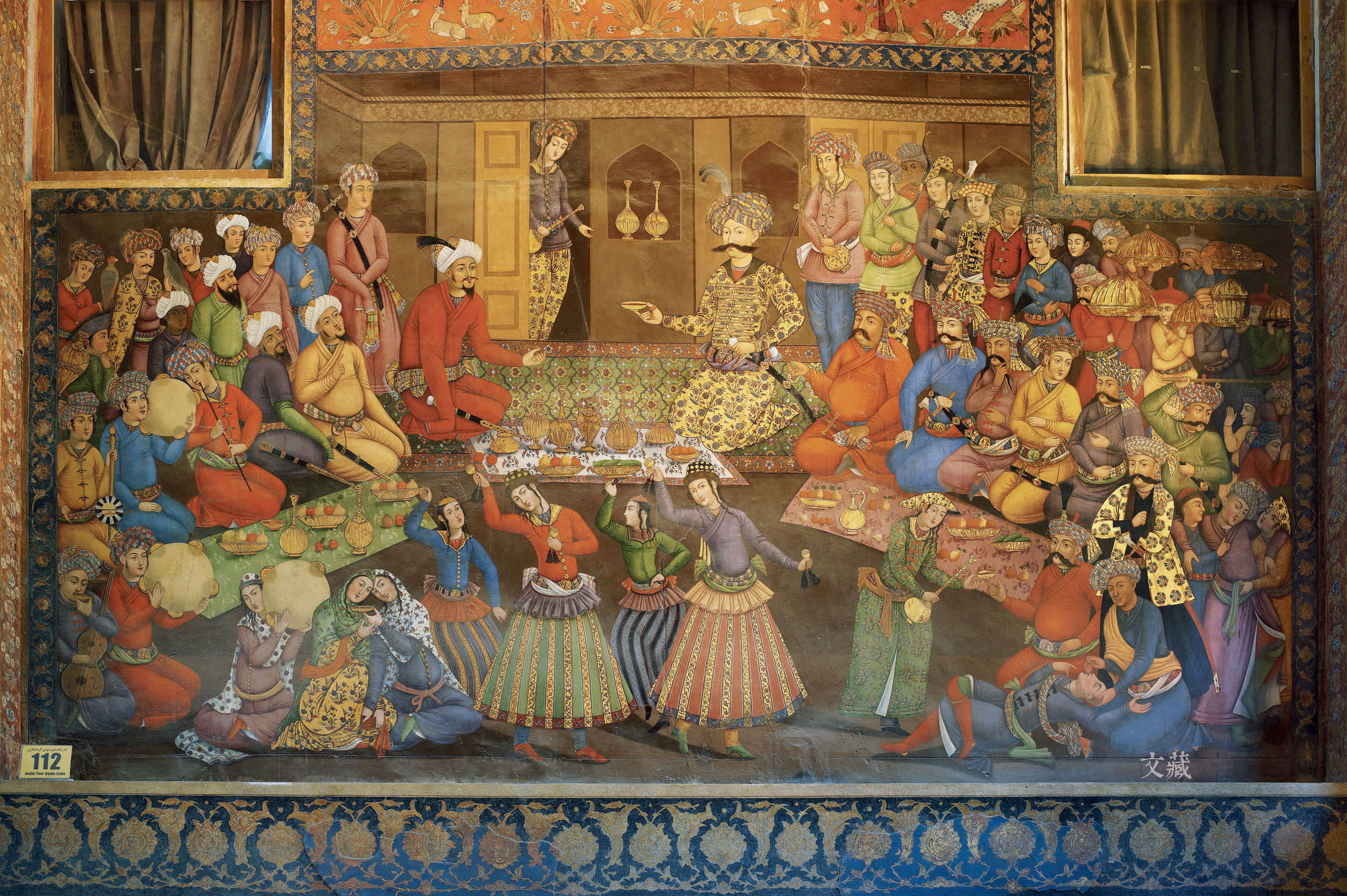 古波斯遗迹之美——四十柱宫的壁画