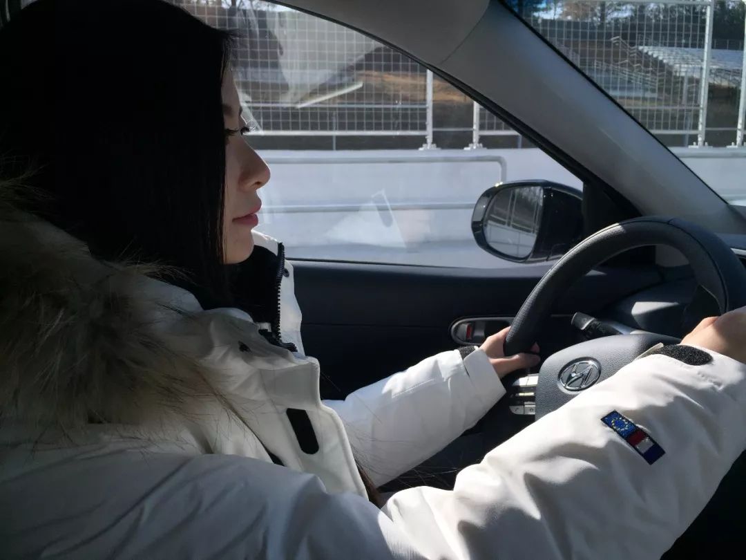 试驾氢燃料电车，5分钟就可续航600公里以上！