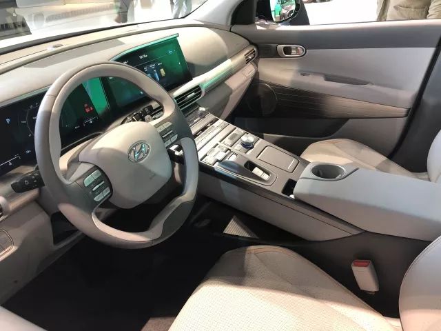 试驾氢燃料电车，5分钟就可续航600公里以上！