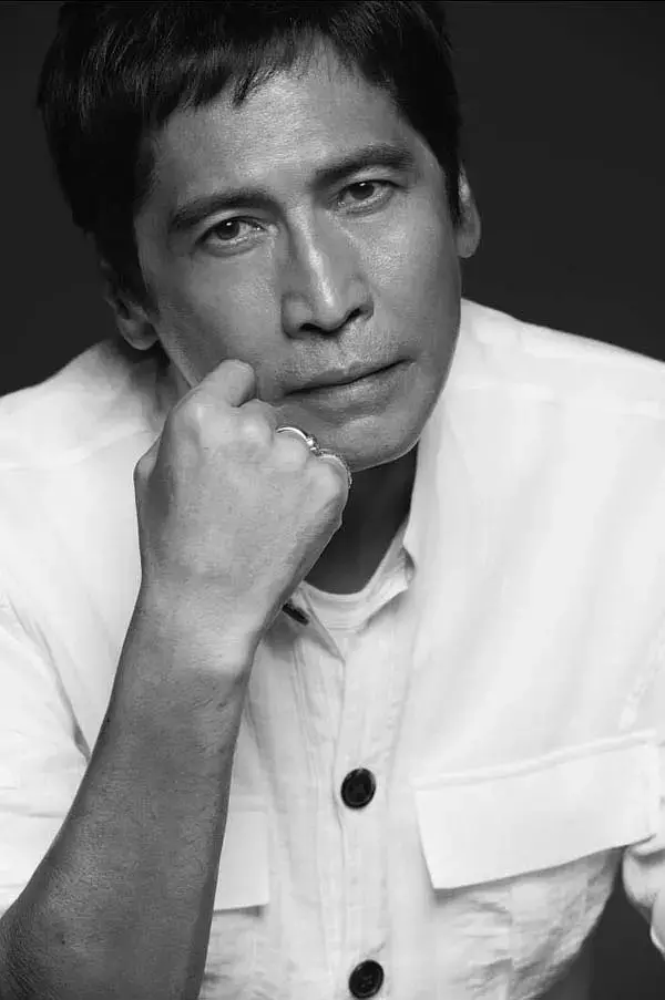 华语乐坛10大男歌手实力唱功排行，谁才是你心中的歌神呢？