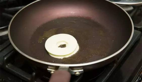 煎饼用高筋面粉还是低筋面粉, 教你如何在家做美味的煎饼