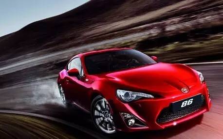 周末放送 | 这些便宜又装逼的跑车 来一辆?