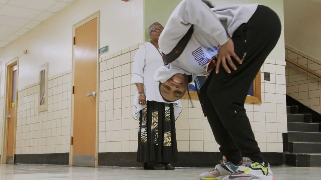 假如让你冒充高中生，卧底校园一个学期， 你能“幸存”下来吗？