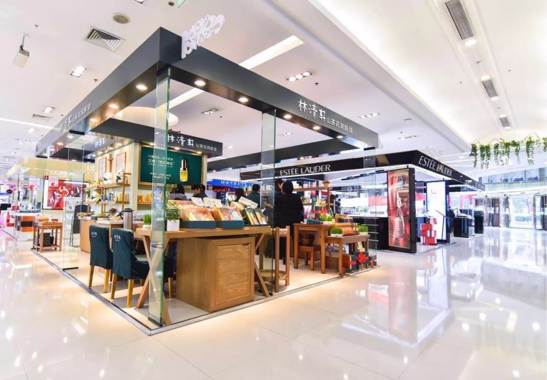 线上线下差点打起来，这个品牌门店成交额却爆增十几倍的秘密是？