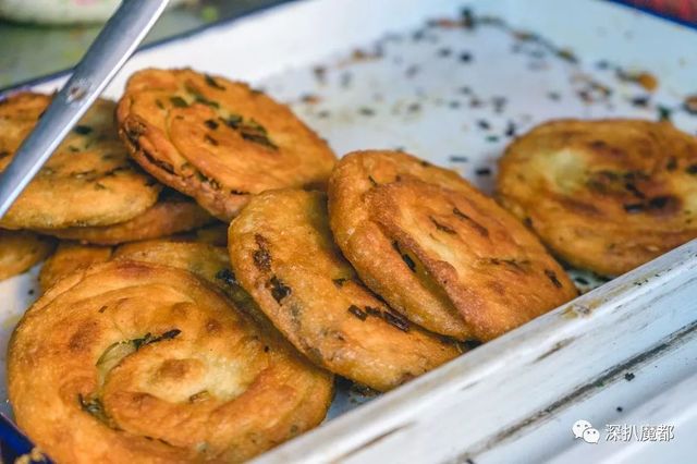 跑遍8个区！这25家旮旯美食才是真正《舌尖上的魔都》！