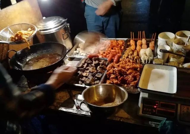 跑遍8个区！这25家旮旯美食才是真正《舌尖上的魔都》！