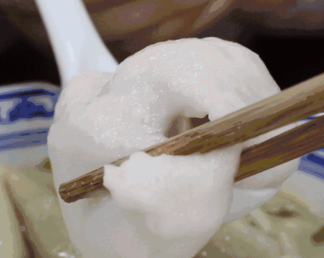 跑遍8个区！这25家旮旯美食才是真正《舌尖上的魔都》！