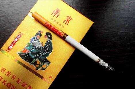 南京烟香烟价格表图，炫赫门多少钱一包？