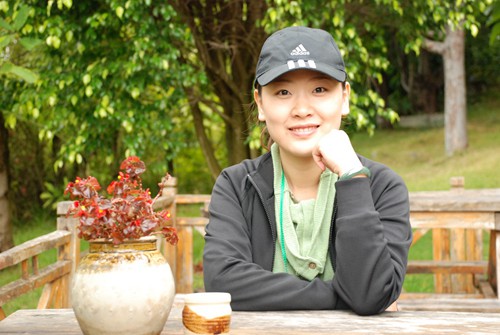 霍虹,女,汉族,中共党员,1982年生,天津理工大学外国语学院辅导员,学生