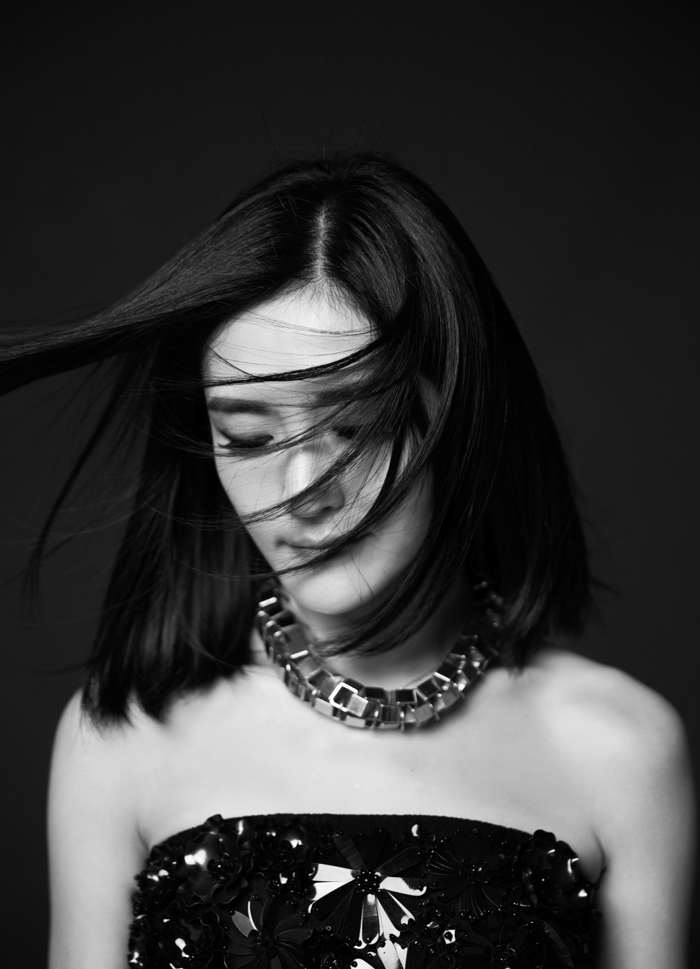 到处留情,喜欢沾花惹草的3大生肖男