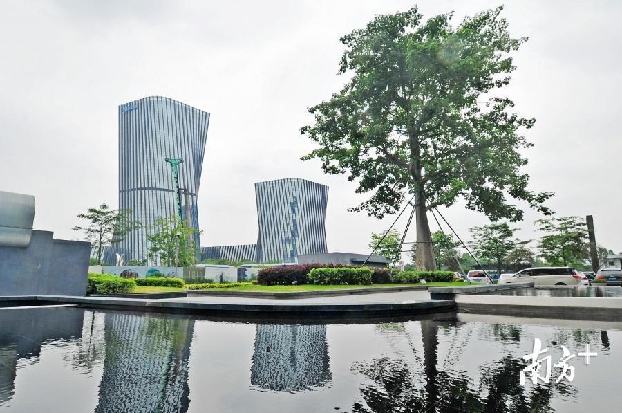 周其仁佛山80分鐘演講：把電飯煲賣去日本不能只靠雄心壯志（附視頻）