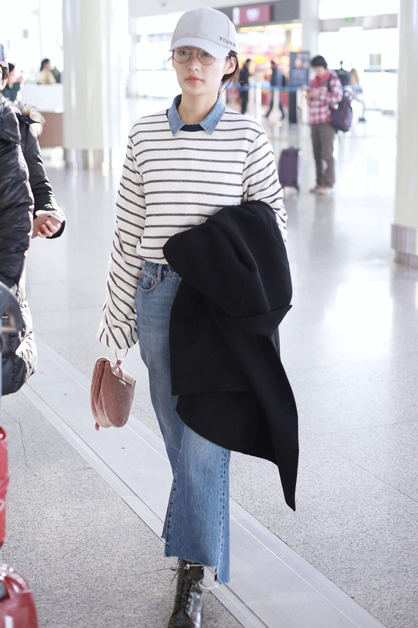 从强捧不红到热剧女主，李沁的衣品和演技一样让人过目不忘？