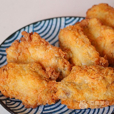 新奥尔良炸鸡翅的家常做法这才是奥尔良炸鸡翅最正确的做法