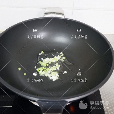 黃花菜湯的做法,黃花菜湯的做法竅門