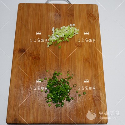 黃花菜湯的做法,黃花菜湯的做法竅門