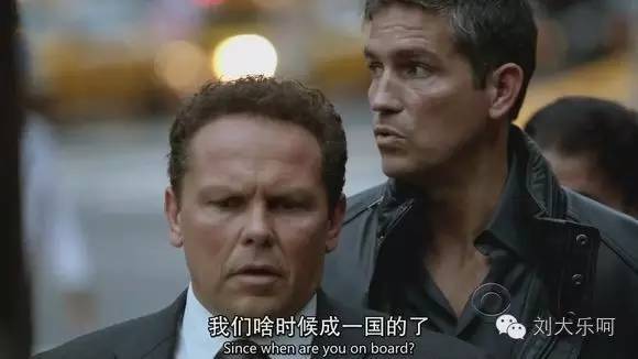 嫌疑犯的追踪：我带着认真的表情来解决案件，你却让我的狗哭了。