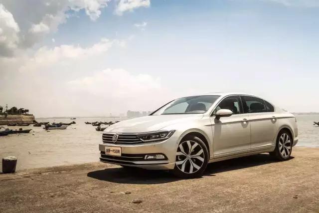 试驾全新迈腾：一台你会买的德国车