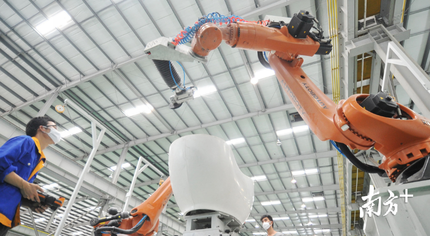 周其仁佛山80分鐘演講：把電飯煲賣去日本不能只靠雄心壯志（附視頻）