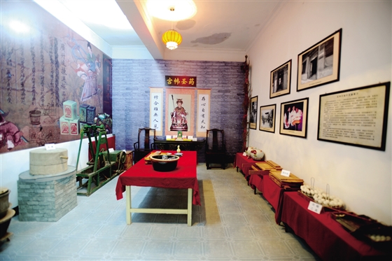 太谷山西中药厂和省药院、牧校