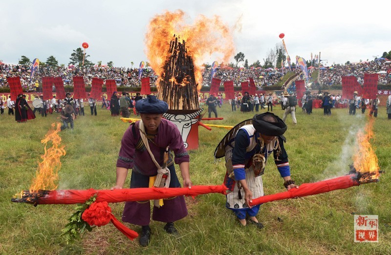 火把节是什么族的节日(世界上最“火”的节日)