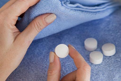 用樟脑丸别超8周