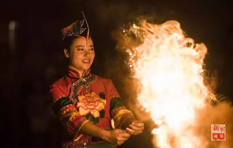 火把节是什么族的节日(世界上最“火”的节日)