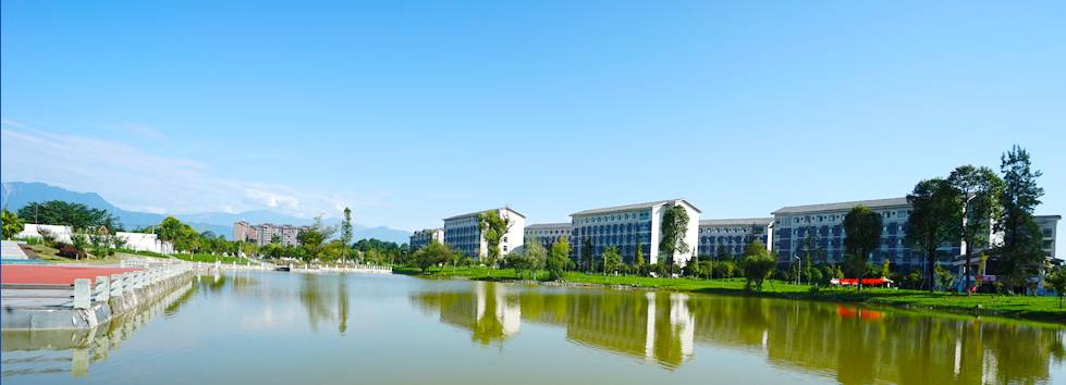 职校宝典四川工商职业技术学院承办中国食品药品职教联盟2016年主席团会议