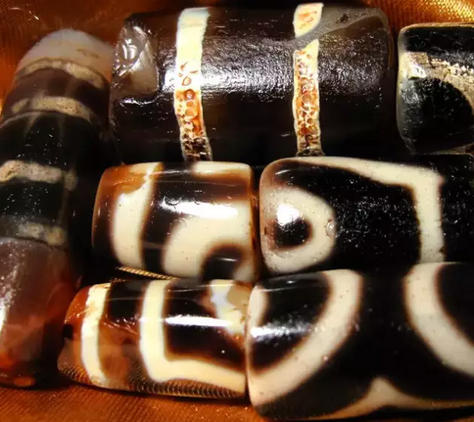 这才是天珠中的极品,杨子在哪里?(二眼天珠的寓意及功效) 第5张