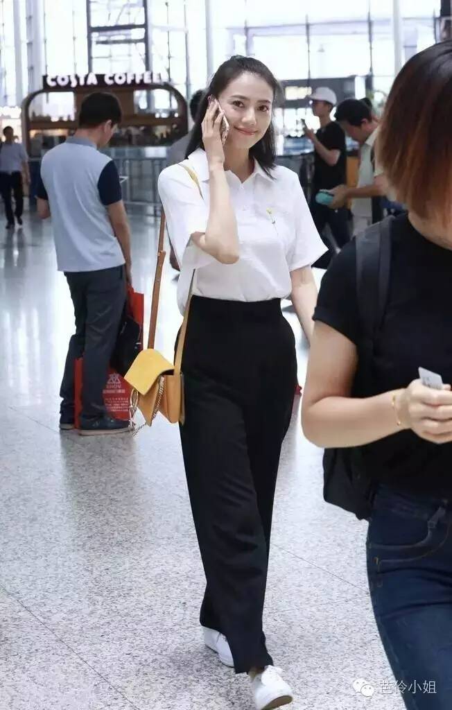 Sporty Style</p><p>　　 还在嫌它土你就凹凸了！最会穿衣的时髦星人都爱到不想脱