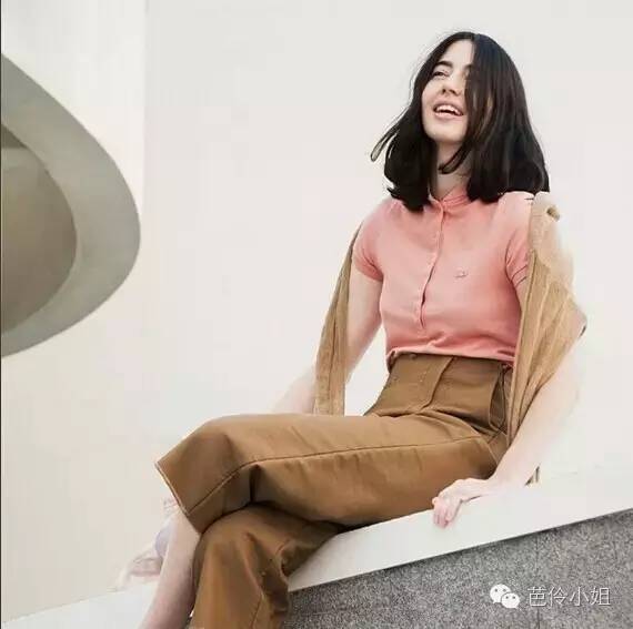 Sporty Style</p><p>　　 还在嫌它土你就凹凸了！最会穿衣的时髦星人都爱到不想脱