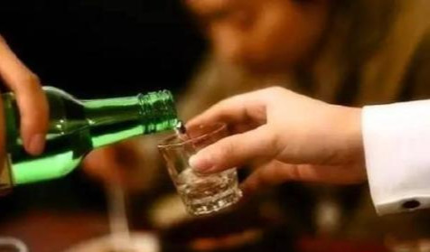 四川一种白酒，获中国食品金奖，口感不输五粮液却少有人喝，无解