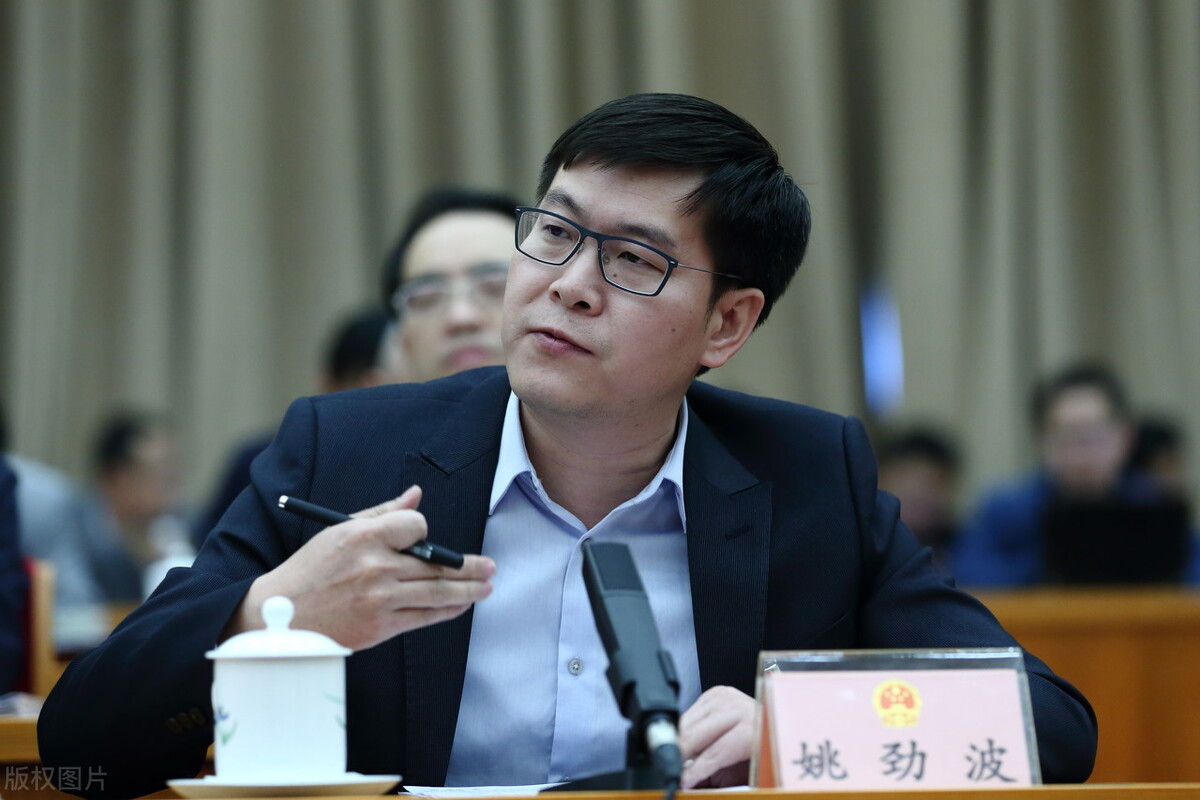 快手宿华成首富，互联网湖南人有多牛？打工创业全都行，还是学霸