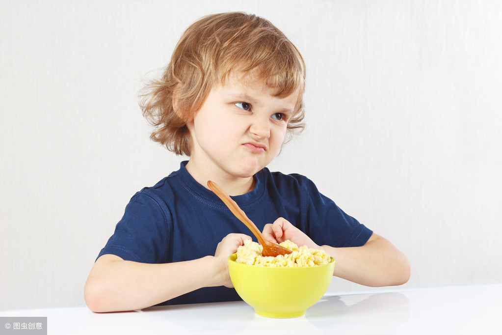 小儿厌食症的3种症状 ​​​​​​​孩子厌食家长应该怎么做