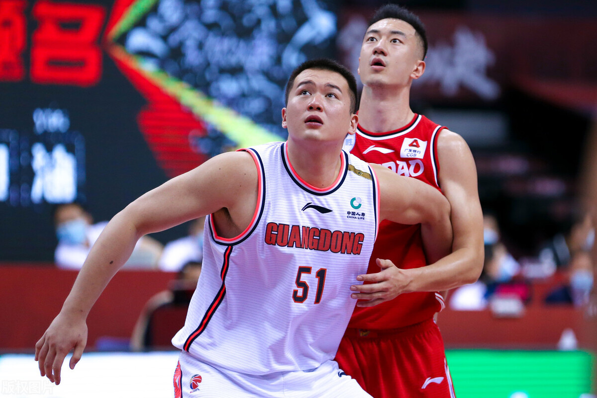 为什么cba选秀没有比赛(CBA选秀更像一场秀，照搬NBA模式不可取，多队弃权成笑话)