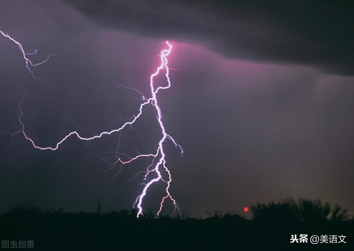 优秀习作--《雷雨天》