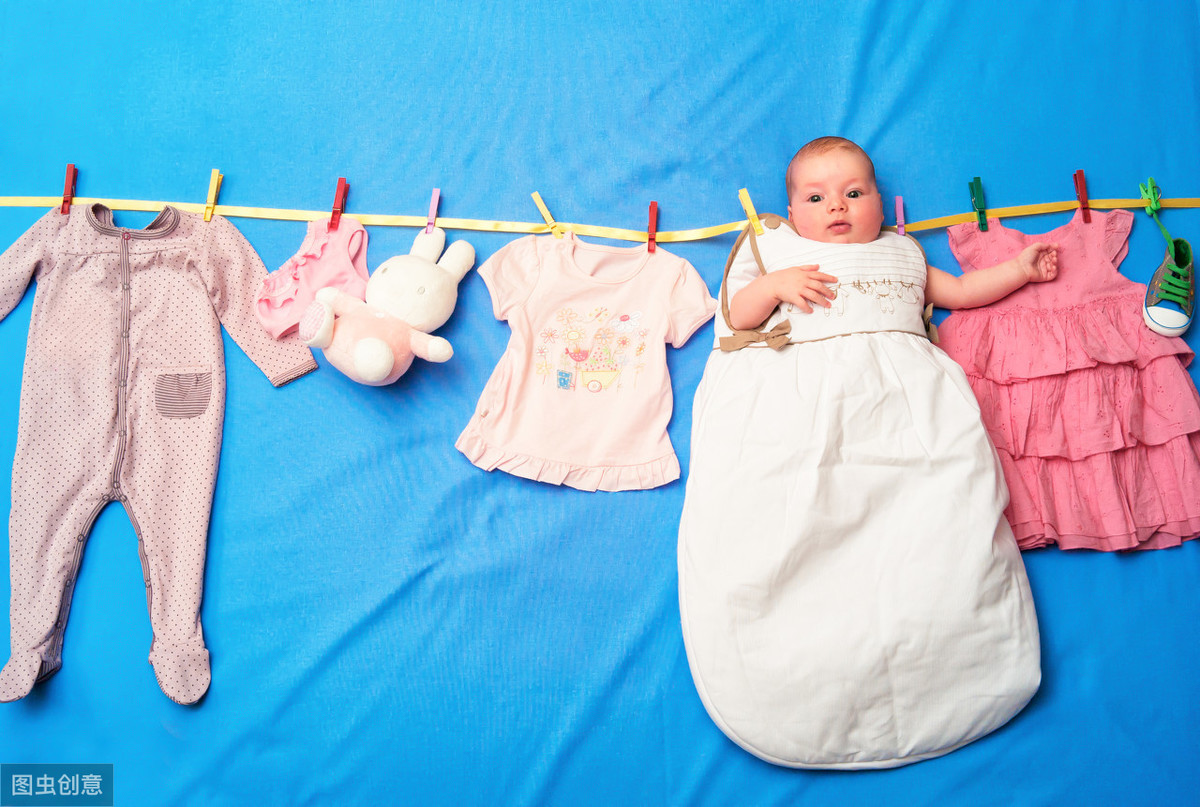 宝宝睡觉时穿的睡袋怎么选？穿时有啥注意事项？