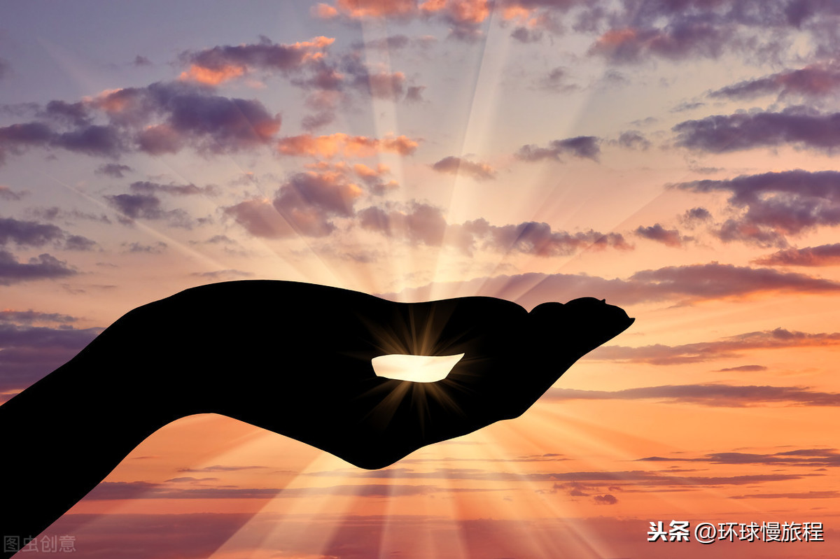 （原创 诗与远方）短诗一首献给所有龙的传人 一个新世界的诞生