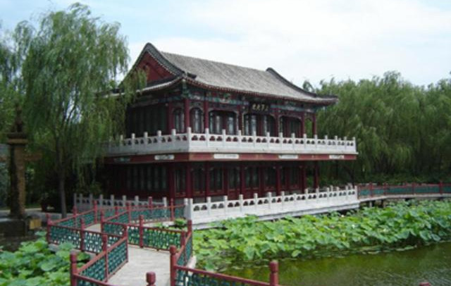 一个小县城居然建了个“天下第一城”，再现了明清时期的老北京城