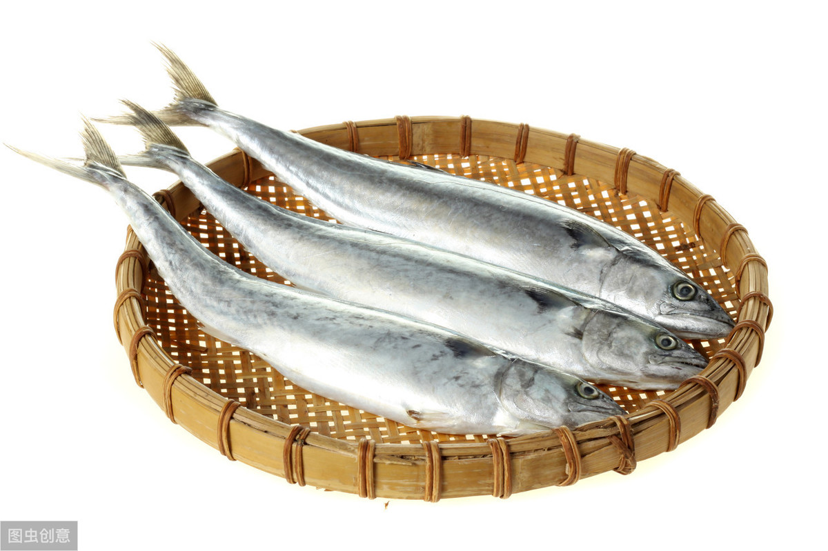 休渔期结束，秋鲅鱼上市，只要7元一斤，这样做肉质鲜美