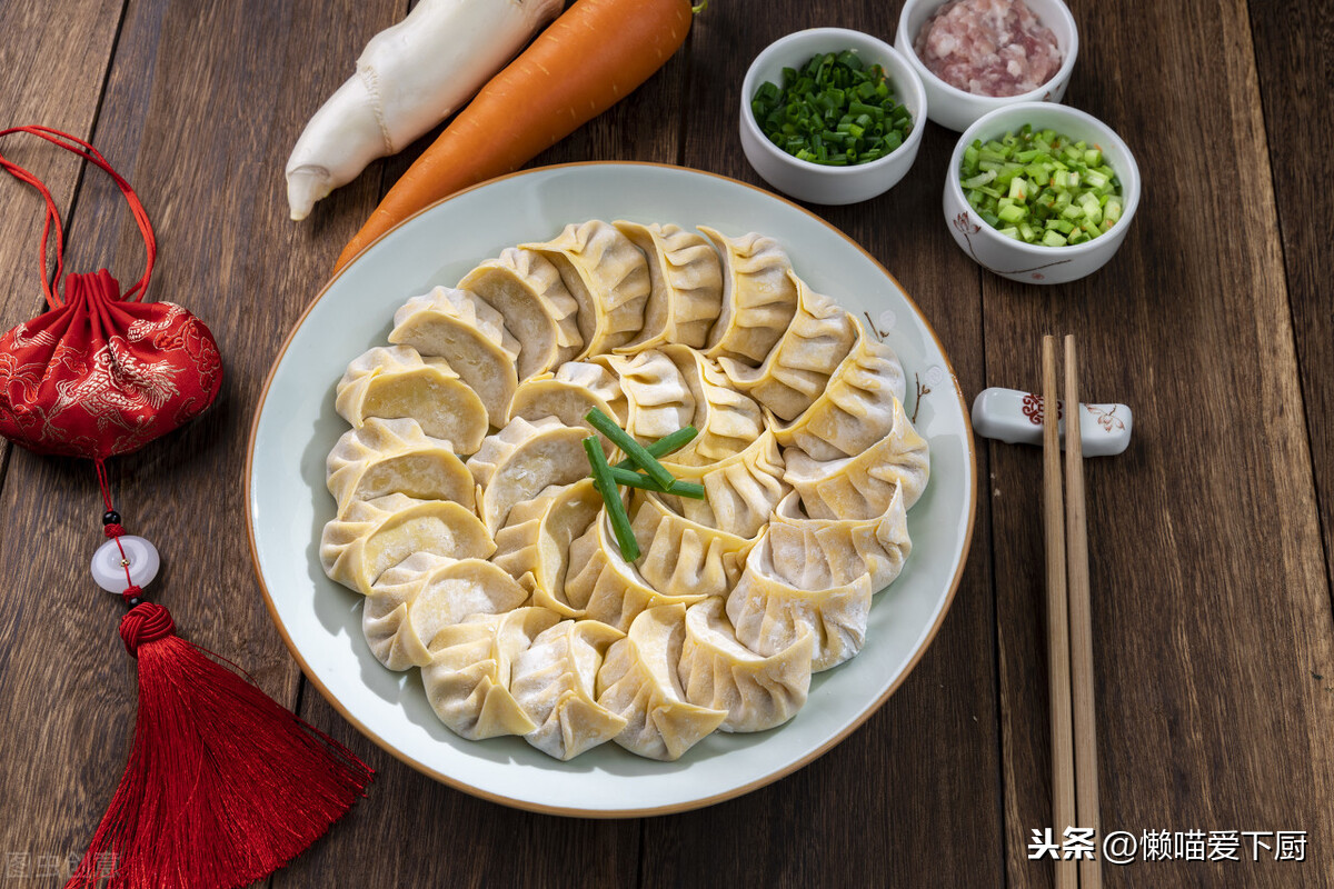 荠菜素馅饺子怎样调馅（牢记忌3事做出的荠菜饺子贼好吃）